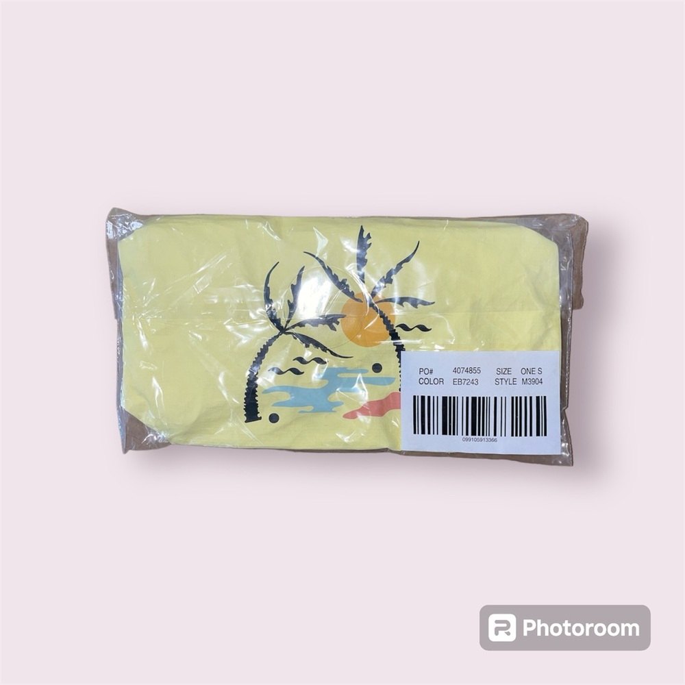 NEW! Madewell Cosmetic Pouch Wristlet 8”x5.5” Yellow with Beach Scene - Picture 5 of 6